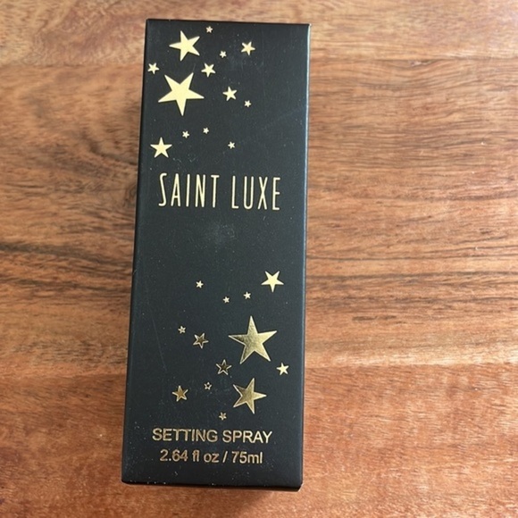 SAINT Luxe Setting Spray - Picture 2 of 5